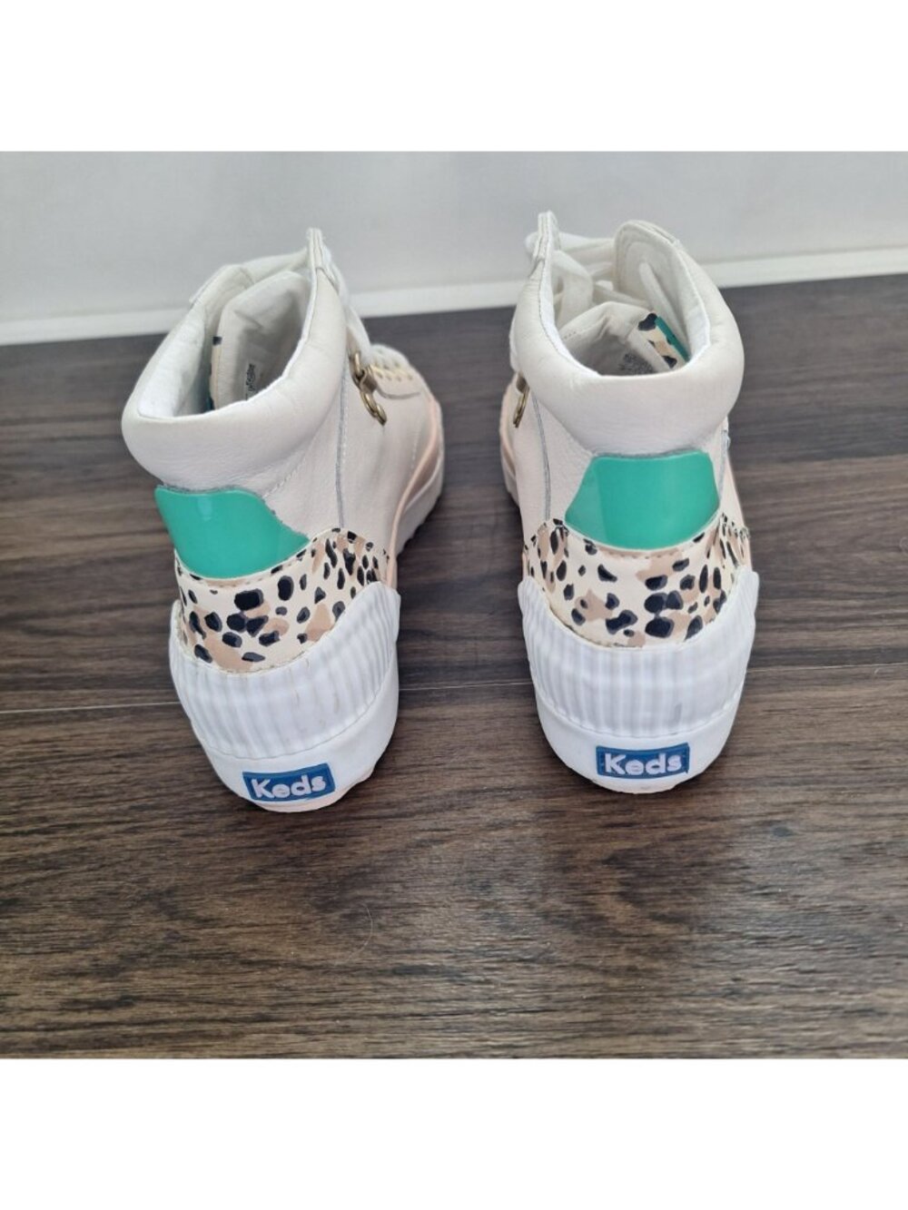 NWOT Keds Leather High Tops Size 11 Comfy Casual Streetwear Cute Outfit - Picture 3 of 7